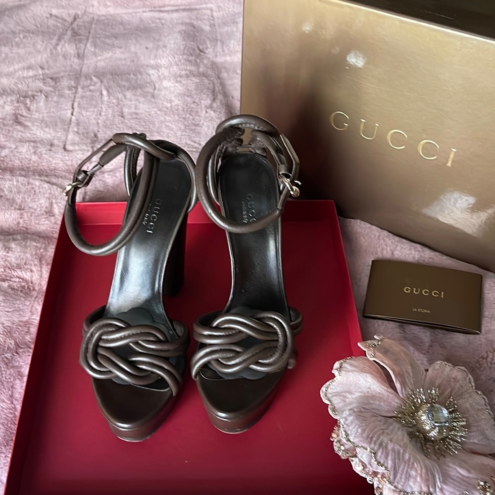 Gucci Nappa Moorea Cocoa sandals
